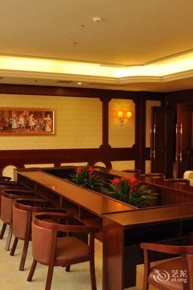 Vienna Hotel Sh Fengxian Nanqiao Jinhai Road Шанхай Экстерьер фото